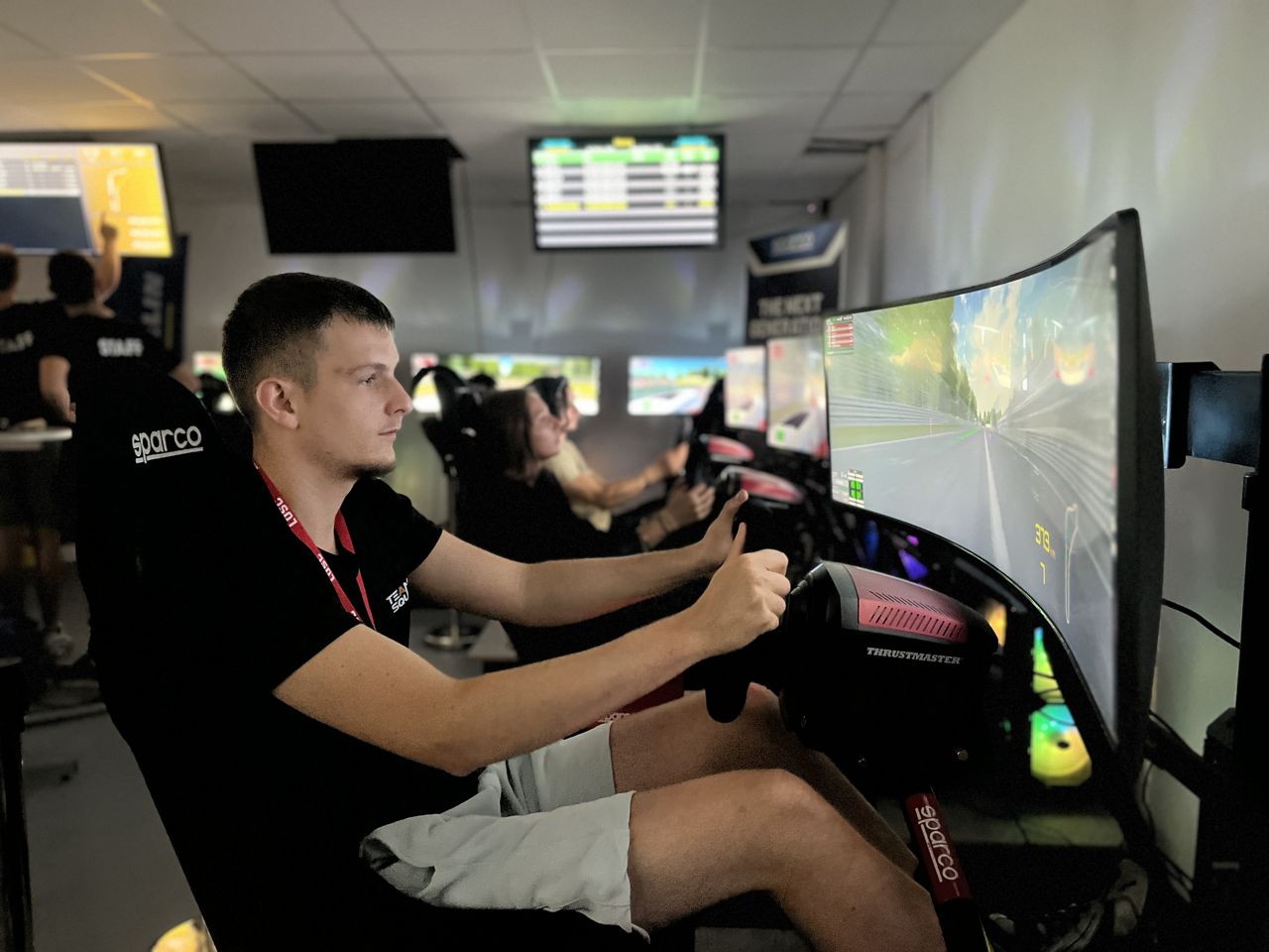 Simulateur de vol à Douai pour un EVG ou un EVJF entre amis